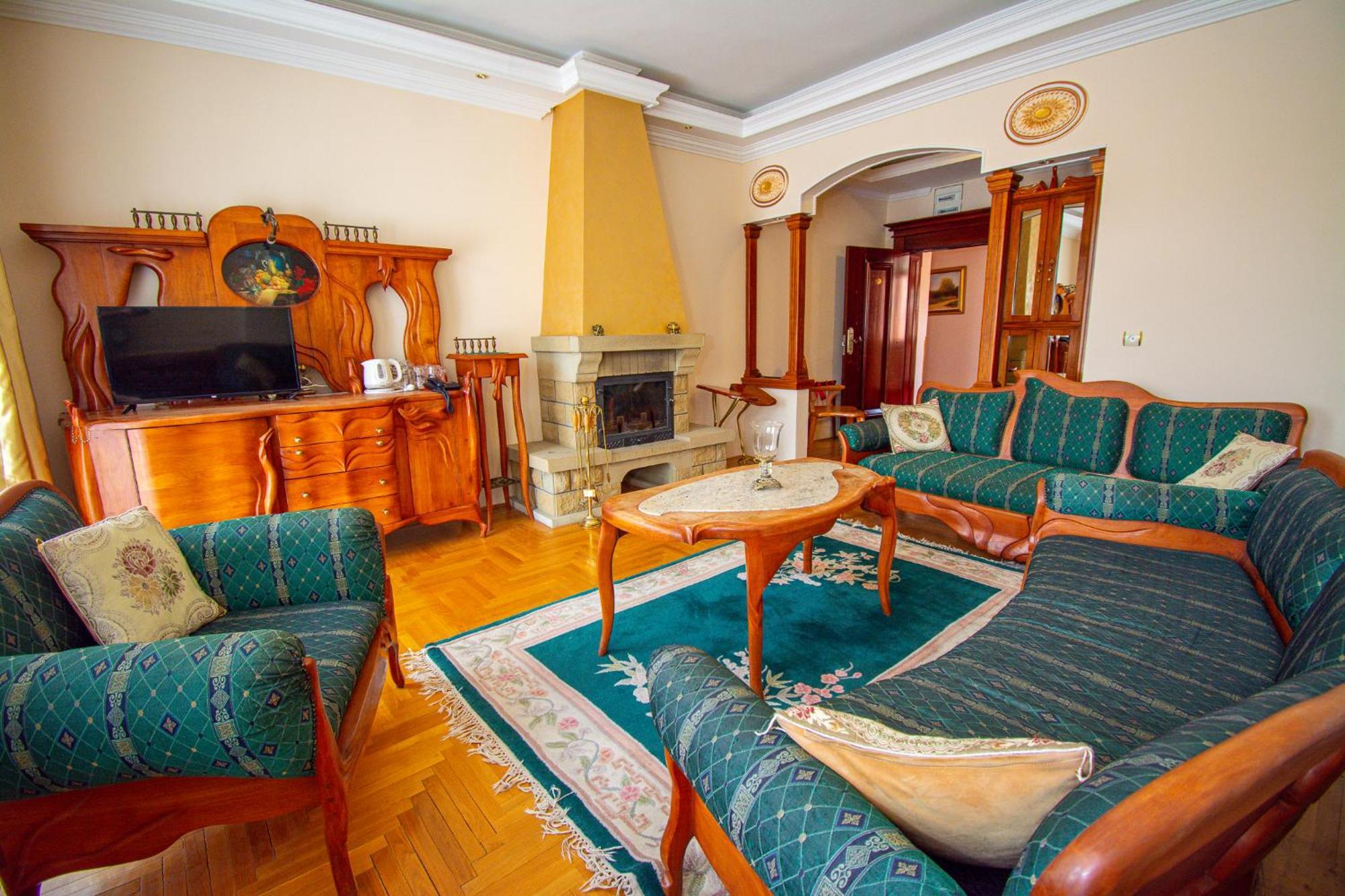 Hotel Villa Majur سوبوتيتْسا المظهر الخارجي الصورة