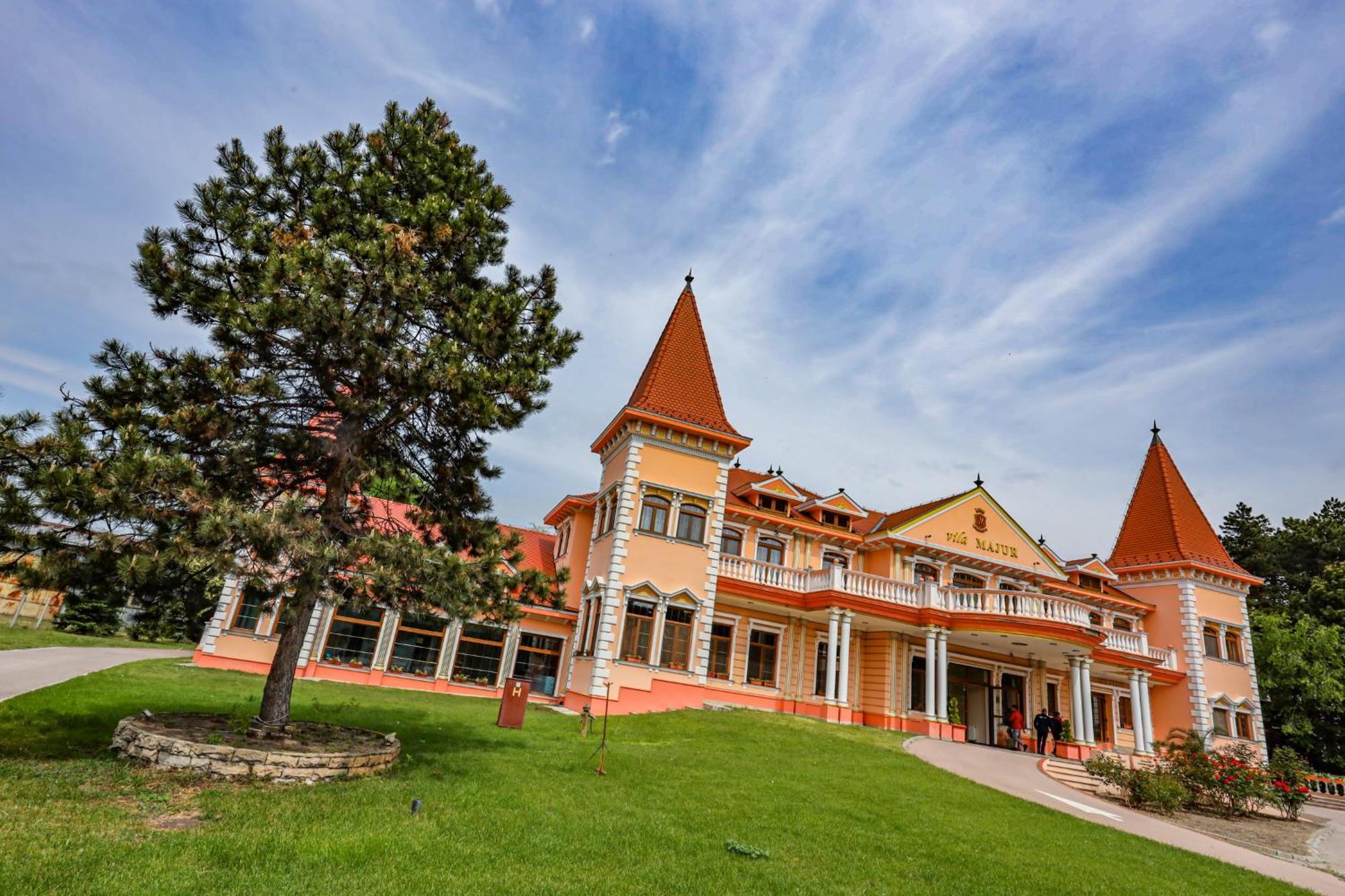Hotel Villa Majur سوبوتيتْسا المظهر الخارجي الصورة